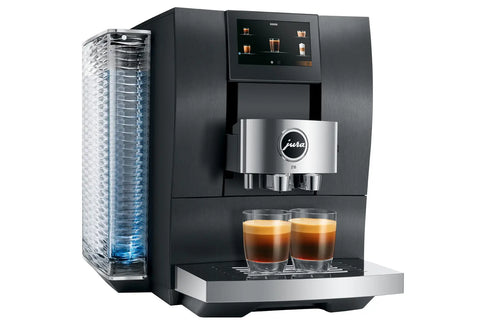 Z10 Aluminium Black (EA): premium volautomaat met koude extractie en P.R.G.-molen. Voor topkoffie, warm én koud, met één touch.