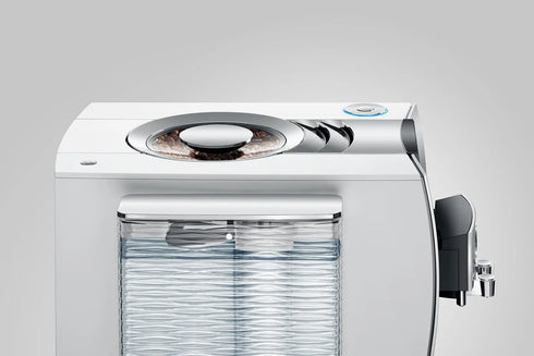 Z10 Aluminium White (EA): premium volautomaat met koude extractie en P.R.G.-molen. Voor topkoffie, warm én koud, met één touch.